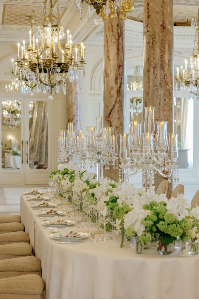 Carlton Cannes, Grand Salon dining room